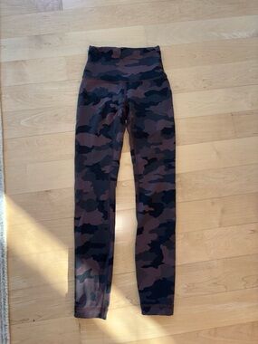High-Waist Camo Lululemon Leggings
